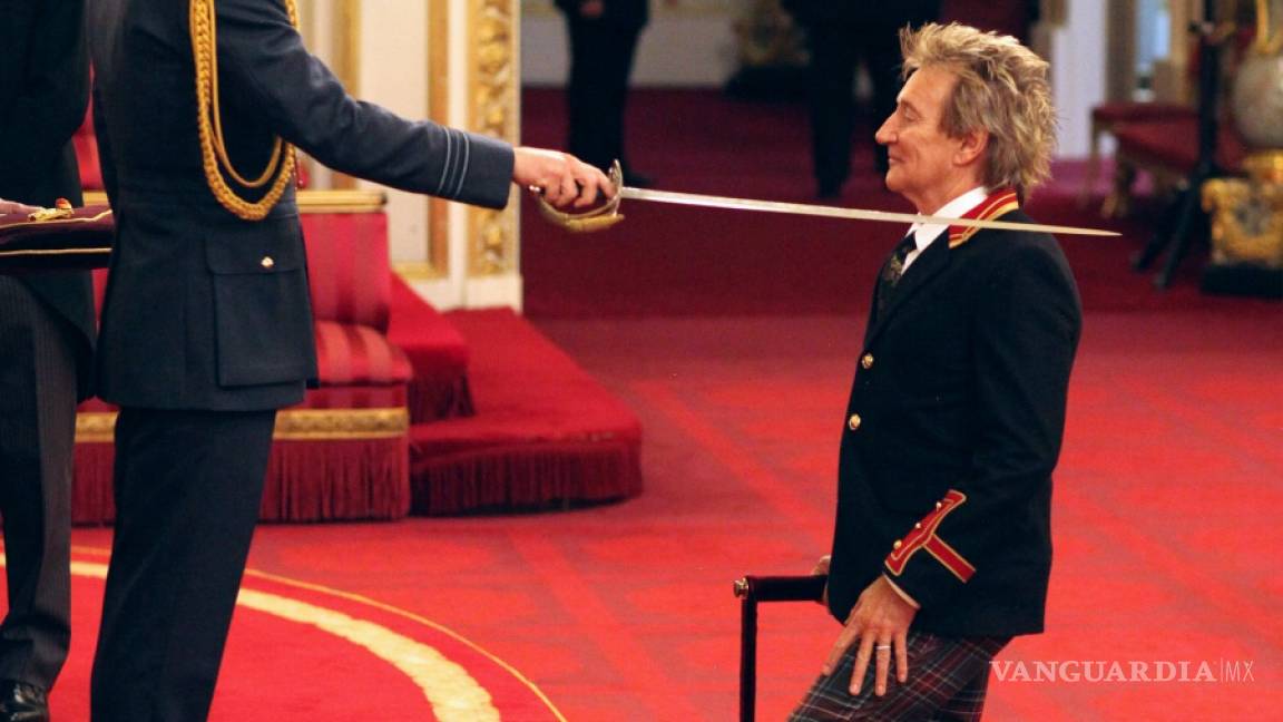 Rod Stewart, investido Caballero del Imperio Británico