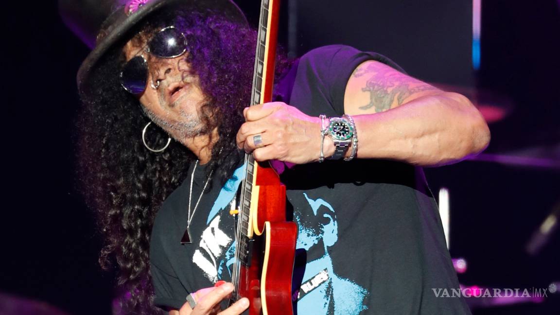 $!De lengüita en México; El último Kiss