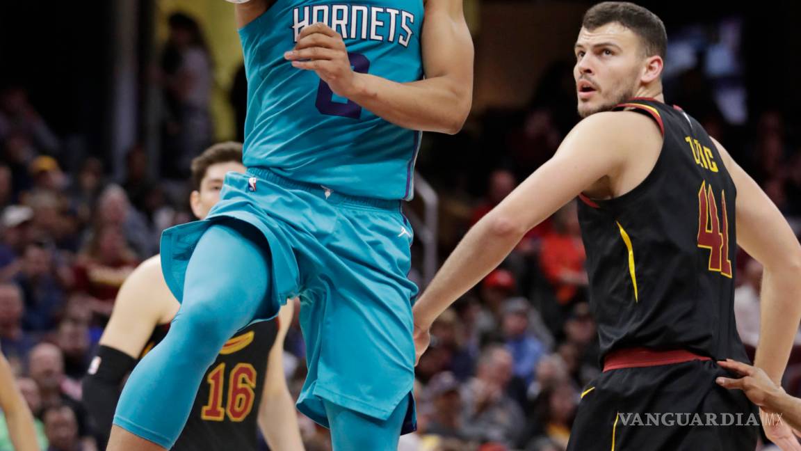 $!Los Hornets se aferran a la clasificación tras vencer a los Cavs
