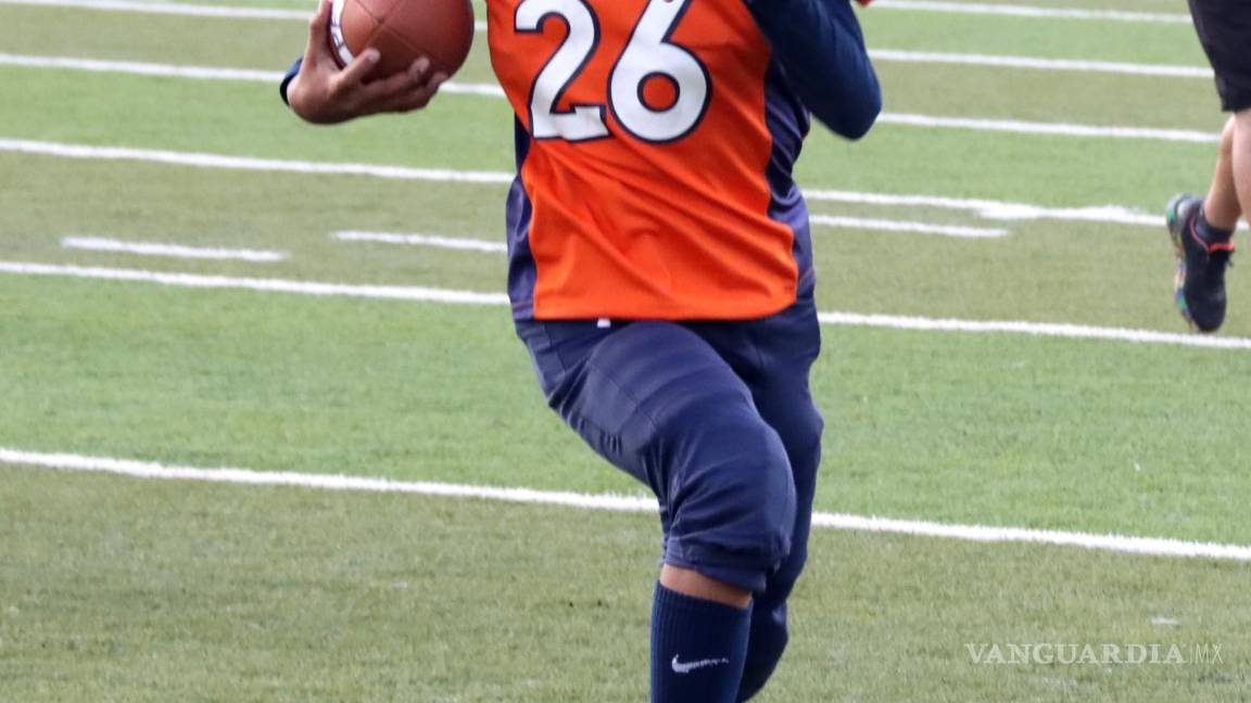 $!El club Broncos con sus dos victorias en la jornada cinco asume el liderato general del grupo B con 16 puntos.