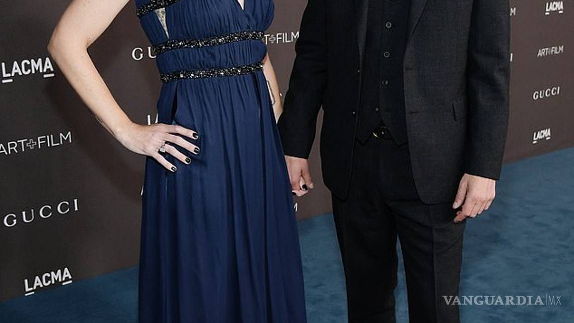 $!Keanu Reeves asiste a la Gala LACMA, por primera vez con su novia, la artista Alexandra Grant