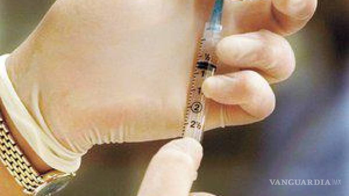 ‘Brote de meningitis podría ser por agujas reutilizadas’ señala investigador