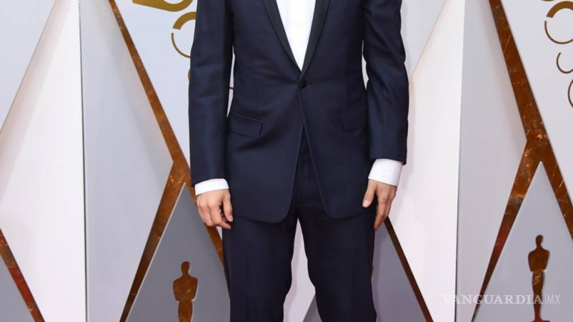 Gael García dice estar en 'shock' porque cantará en los Oscar
