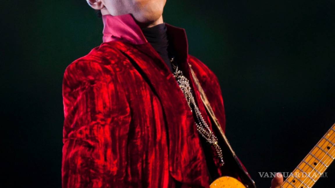 $!Cinco años sin Prince, una de las grandes estrellas de la música de la década 80