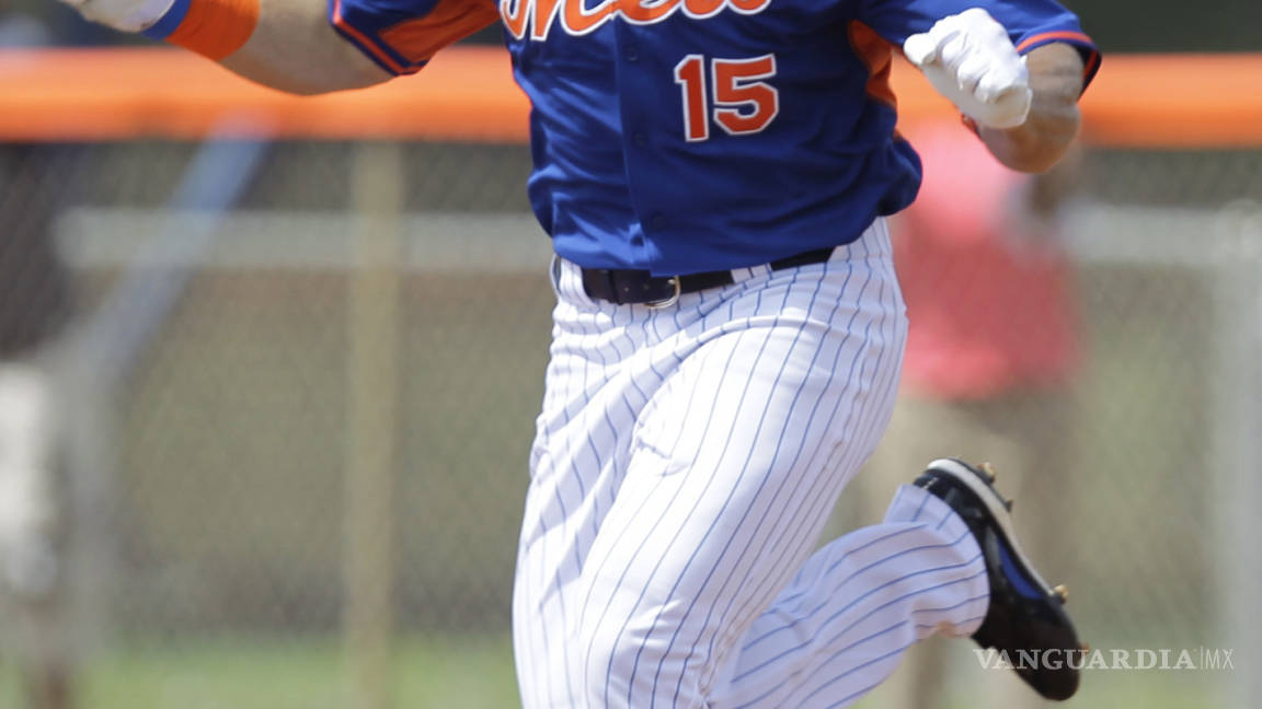 $!Tim Tebow conectó su primer home run con Mets