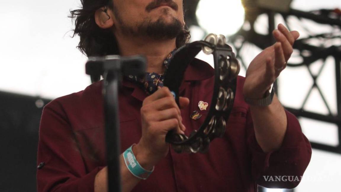 $!"Se nos olvida que somos seres cósmicos”: León Larregui