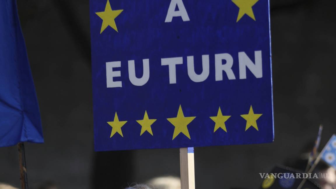 $!Más de medio millón de personas protestan por el Brexit