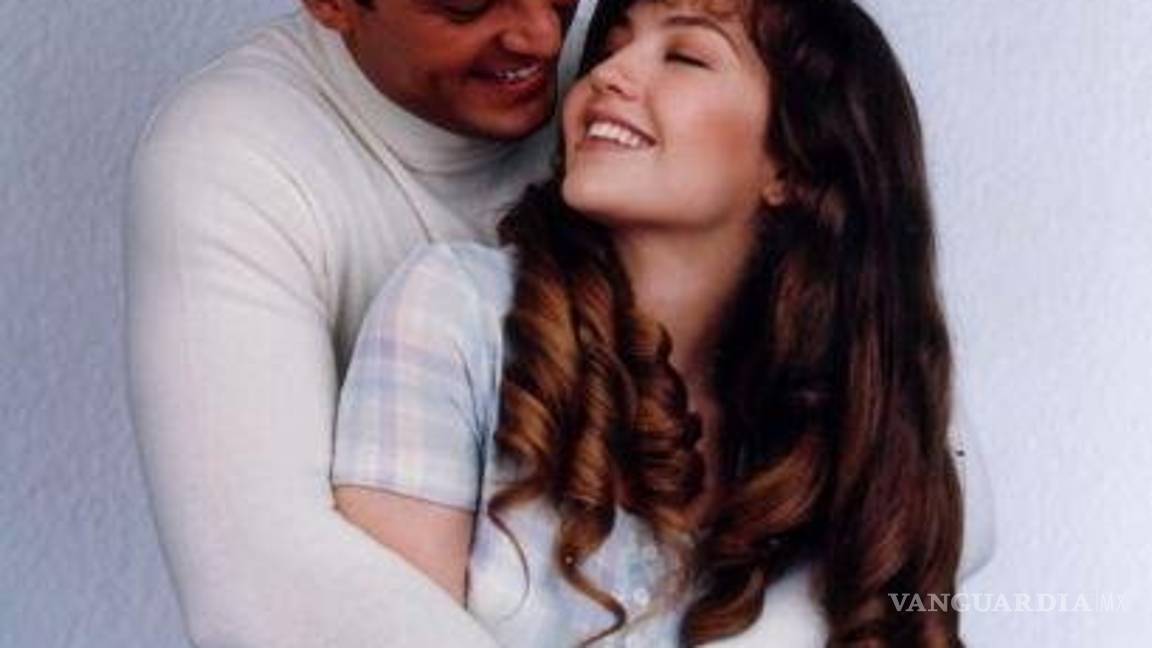 $!¿La oyen, la escuchan? Estas fueron las relaciones de Thalía antes de casarse; te va sorprender quién es el número cuatro