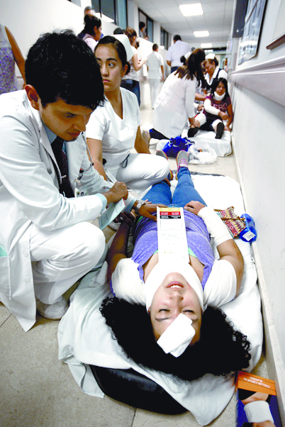 $!Realizan en Saltillo simulacro con saldo masivo de víctimas