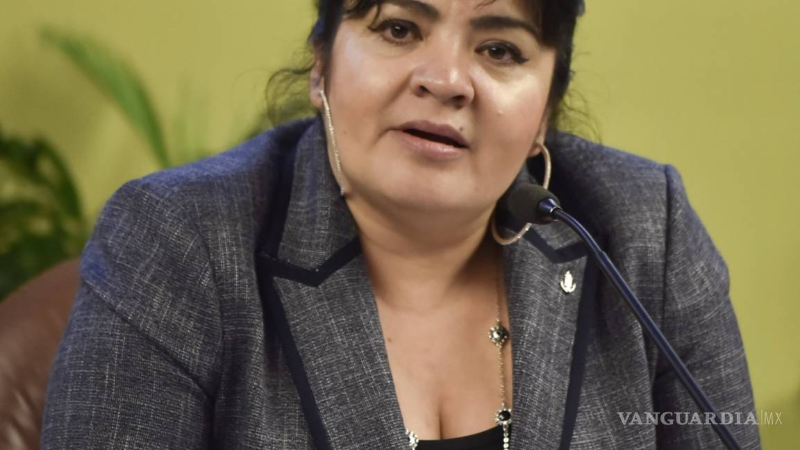 Pide senadora protección a aspirantes