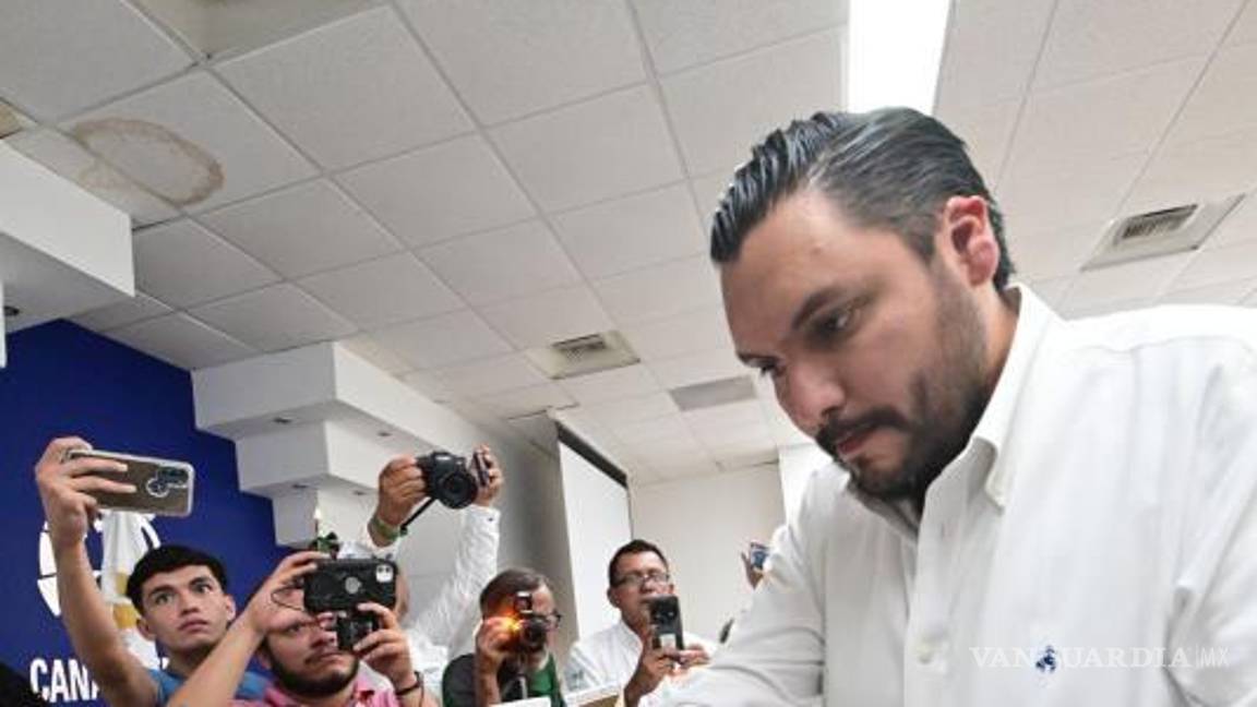 $!Carlos logró superar en un 24 por ciento los 49 mil 304 votos históricos que en 2009 habían logrado.