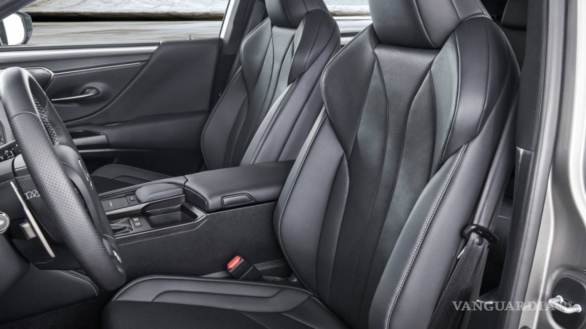 $!El nuevo Lexus ES se presentó en Pekín