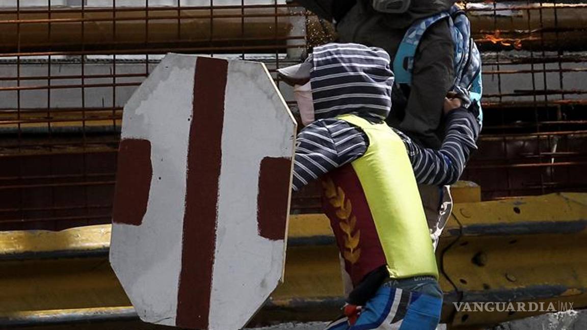 $!Asegura Vargas Llosa que el régimen de Maduro está dando sus últimas “boqueadas”