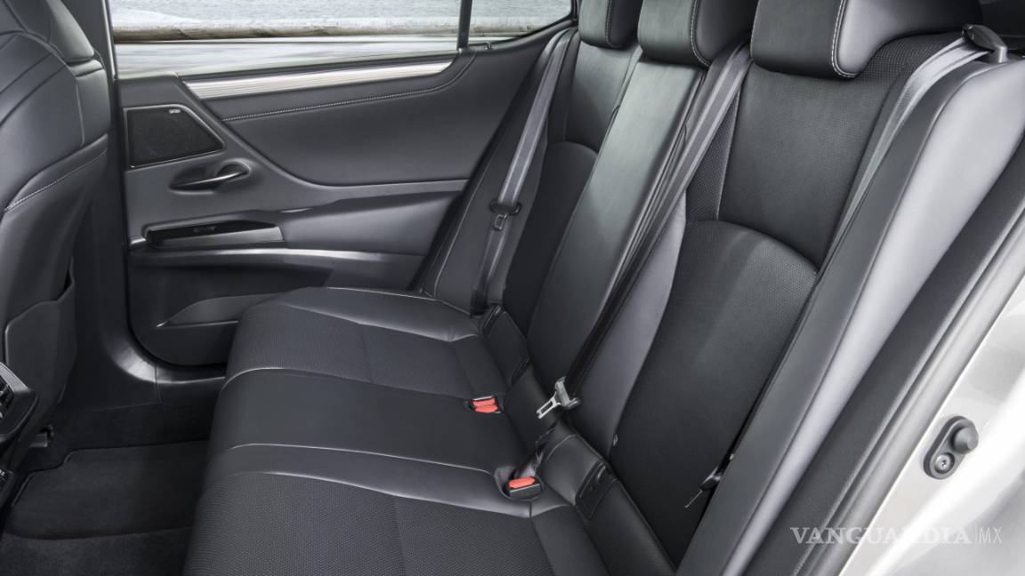 $!El nuevo Lexus ES se presentó en Pekín