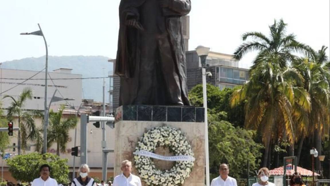 Conmemora AMLO el 149 aniversario luctuoso de Benito Juárez
