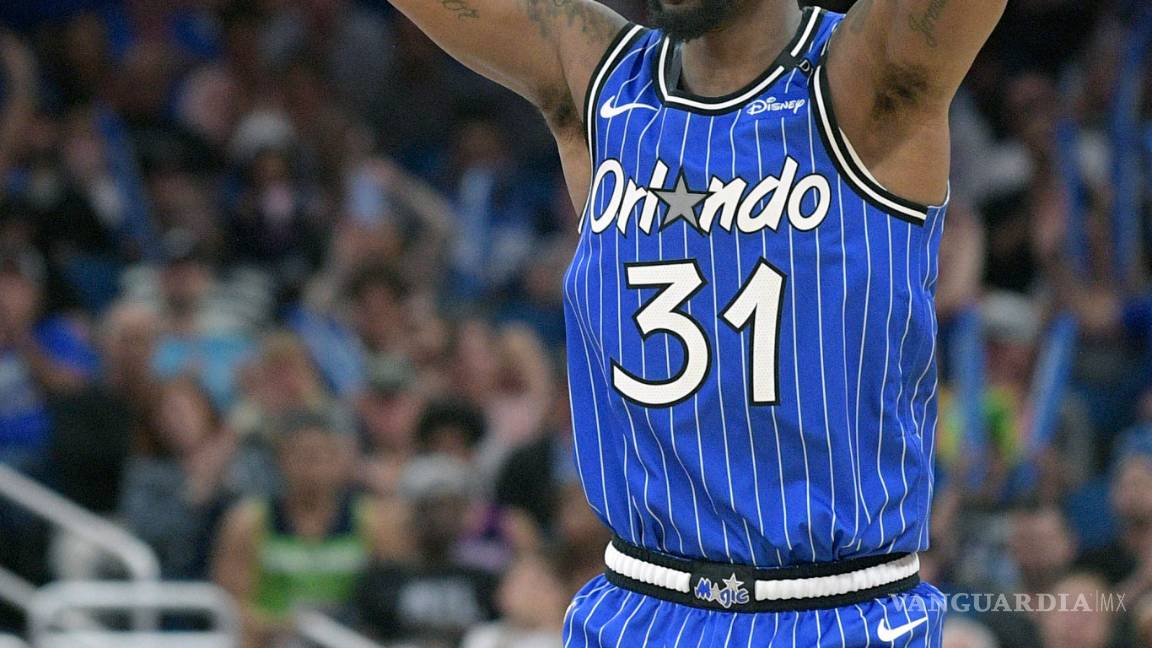 $!Seis triples del suplente Terrence Ross, y el Magic vence a los Timberwolves