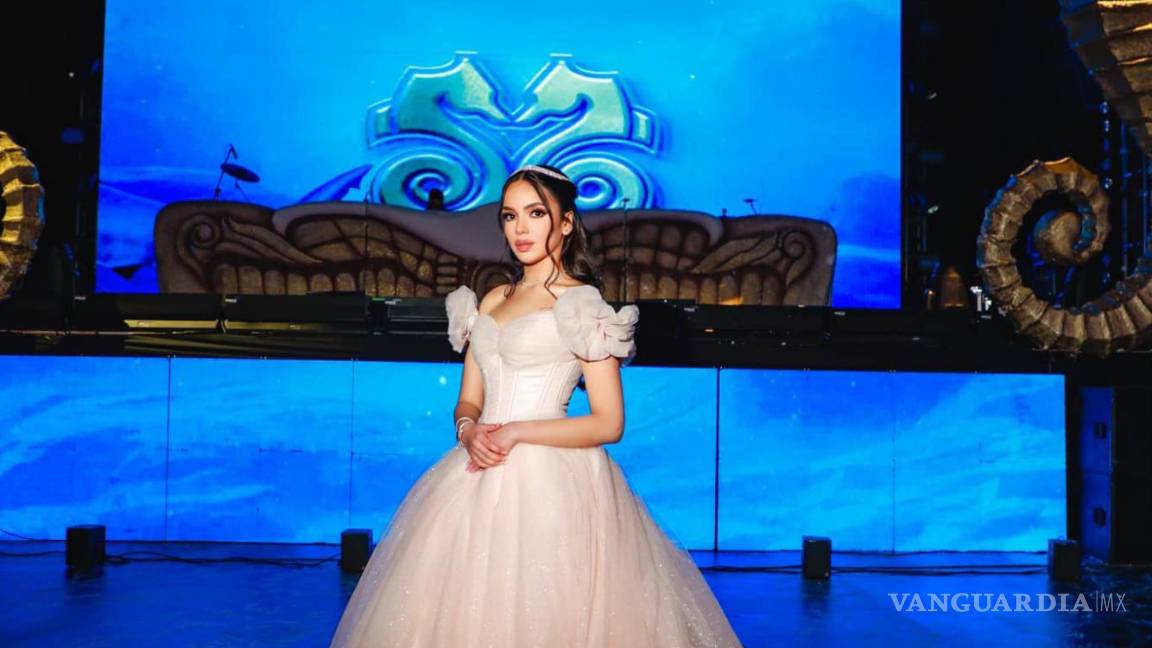 $!El impresionante escenario, inspirado en el océano, cautivó a los asistentes con su ambiente submarino y detalles de lujo.