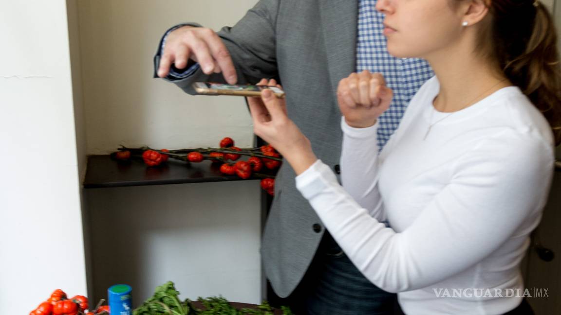 $!Las peores cosas que te pasan cuando abusas del celular