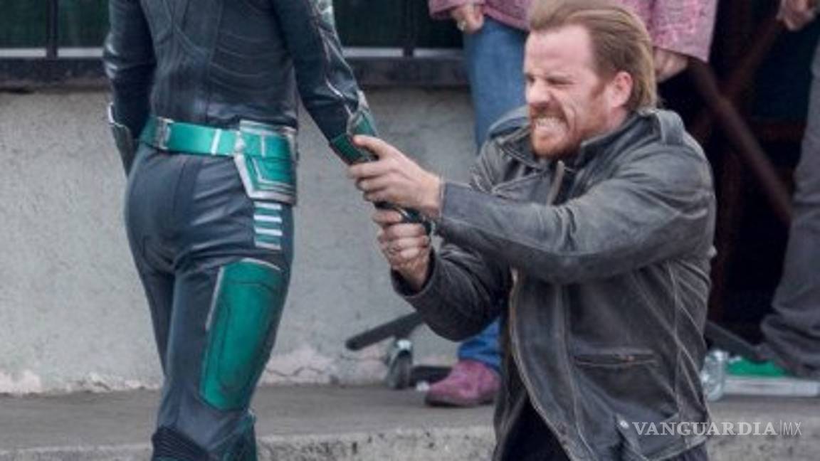 $!¡Revelan las primeras fotos de Brie Larson con el traje de Captain Marvel!