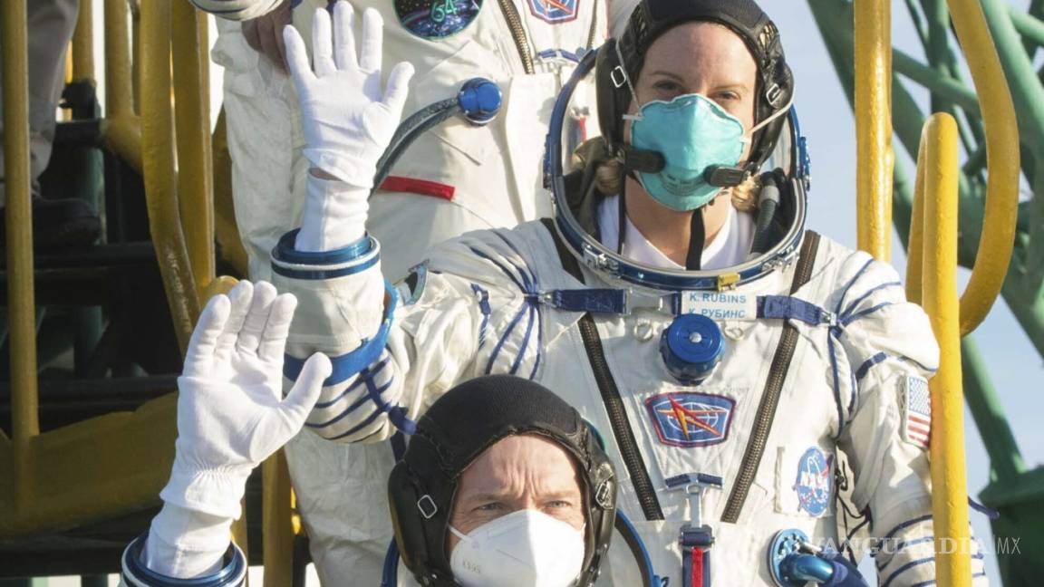 Astronautas realizar por primera vez una maniobra que les permitió llegar a la EEI en apenas tres horas