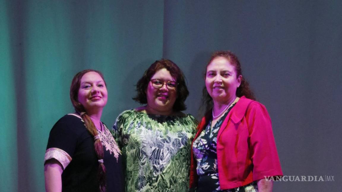 ‘El asalto de las palomas’: Un conflicto de la familia y el trabajo se resuelve en el teatro