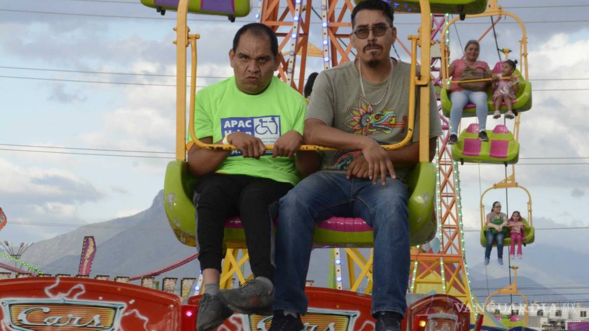 $!Familiares denuncian falta de consideración hacia personas con discapacidad en la Feria.