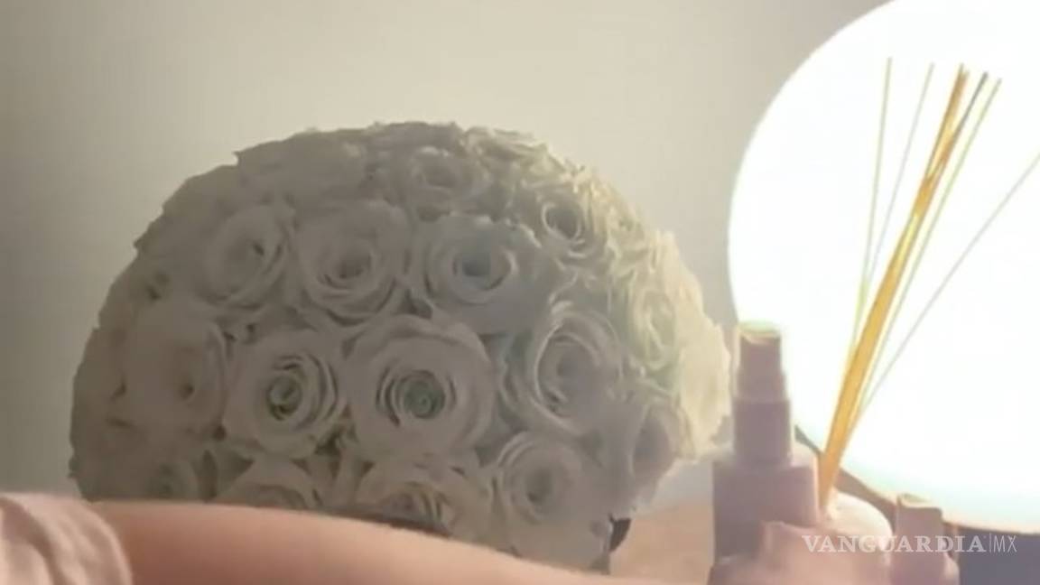 $!Selena Gomez comparte su método para lidiar con la cuarentena y ofrece recorrido por su casa