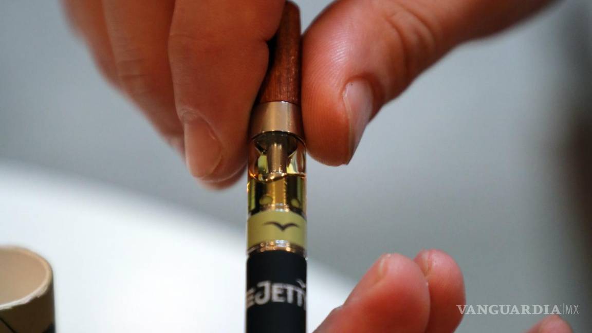 $!Un cigarrillo electrónico en San Francisco el 8 de octubre de 2019.