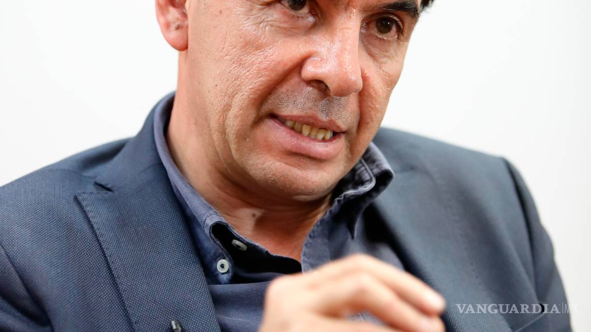 $!Descarta AMLO gobernar con "tuits" porque "banaliza la política"