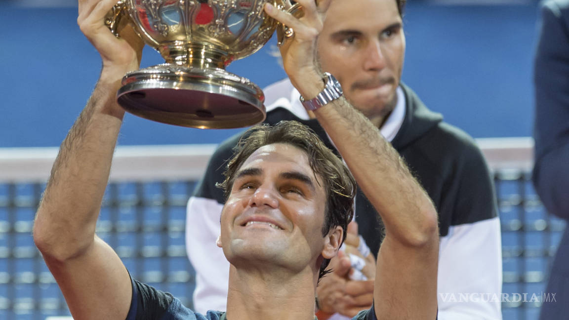 Roger Federer medita jugar por lo menos un año más