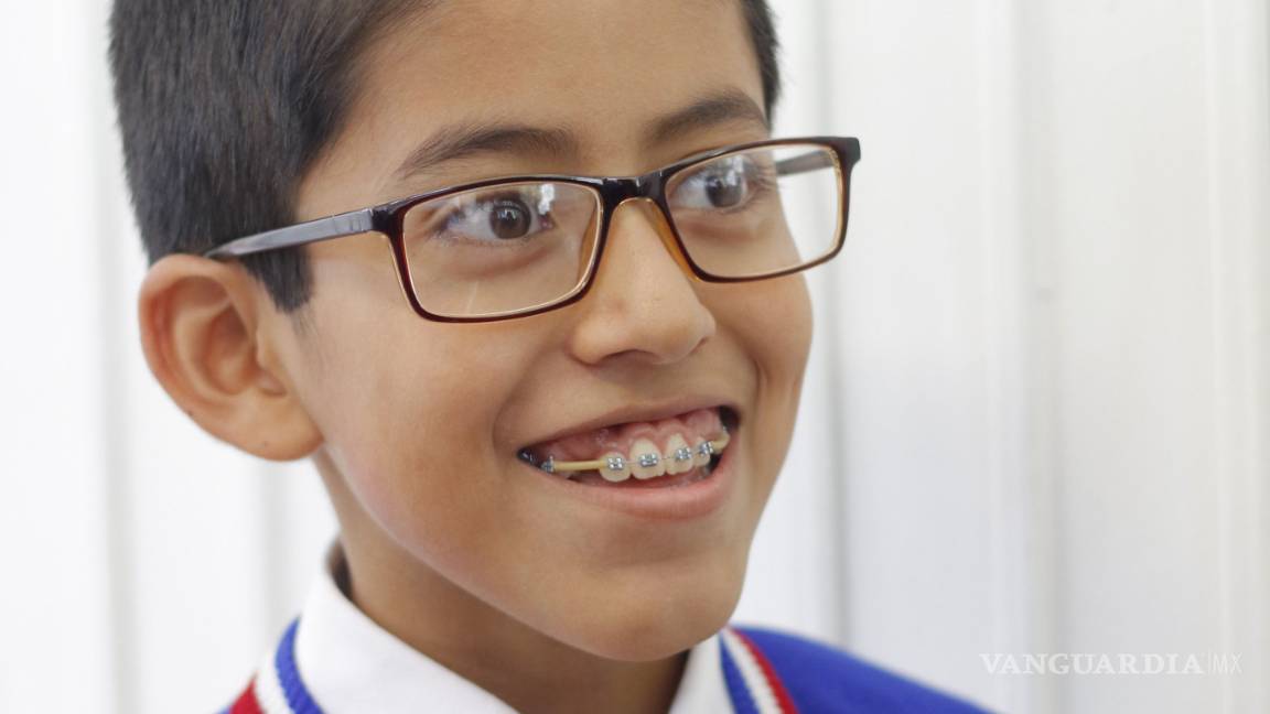 $!Reconocen a niño coahuilense como el más inteligente de México