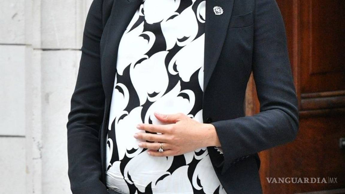 $!Meghan Markle da 'declaración' con minivestido en el Día de la Mujer