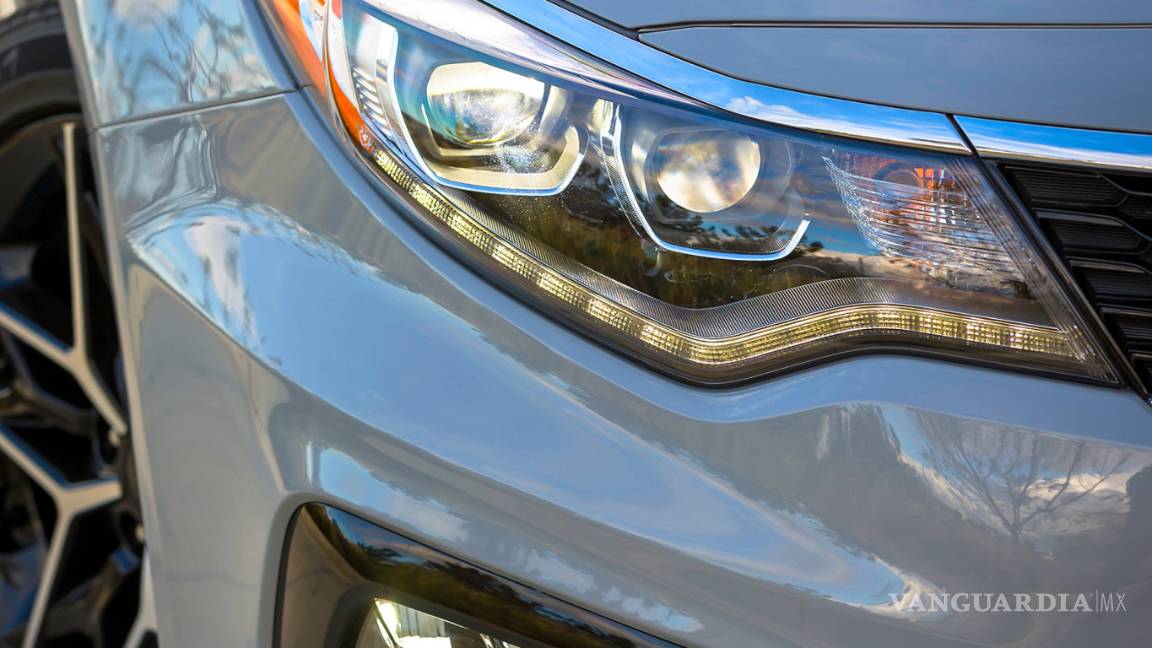$!KIA Optima 2019 luce un facelift que lo aproxima al Stinger