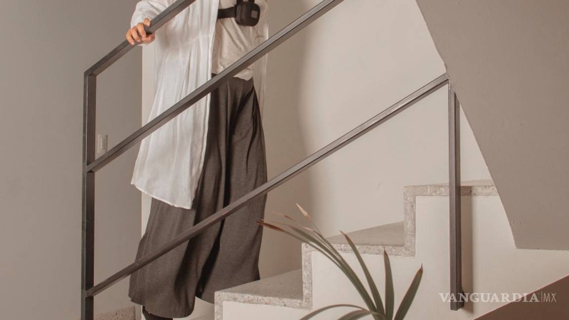 $!Dispositivo Strap diseñado por un mexicano reemplazará al bastón de los invidentes