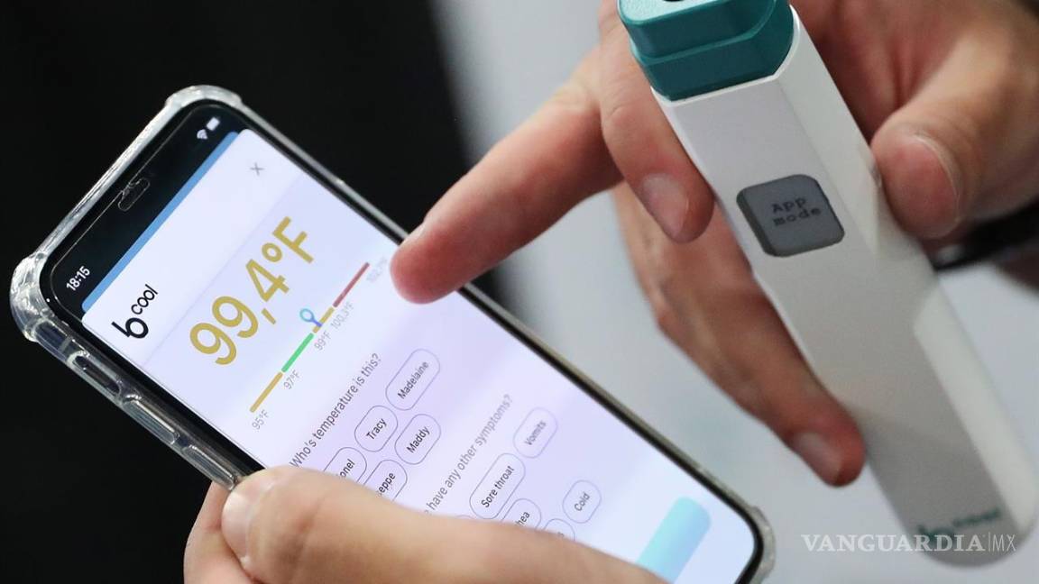 $!Gregoire Bussiere utiliza Barracuda Daily Healthtech Cool, un termómetro sin batería durante. EFE/EPA/Caroline Brehman