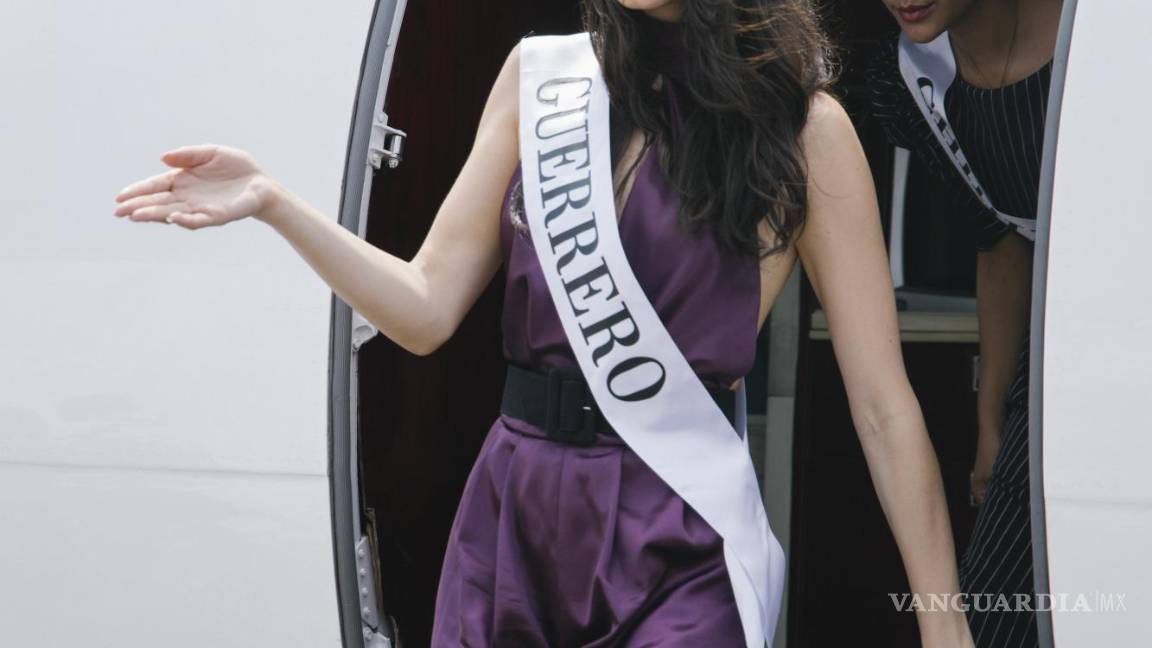 $!En esta imagen difundida por Pantaya, Bárbara López en una escena de la serie Señorita 89. AP/Amaury Barrera/Pantaya