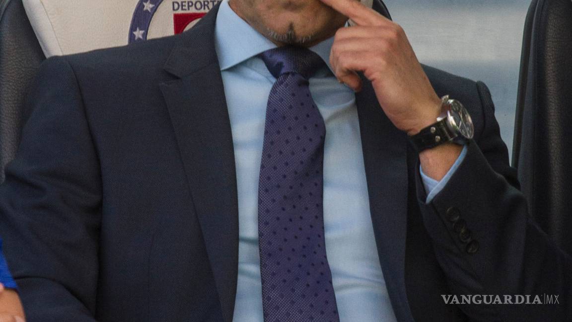 $!'Te caga...en su padre y ellos, en tu madre'; así recuerda Jémez a los árbitros en México