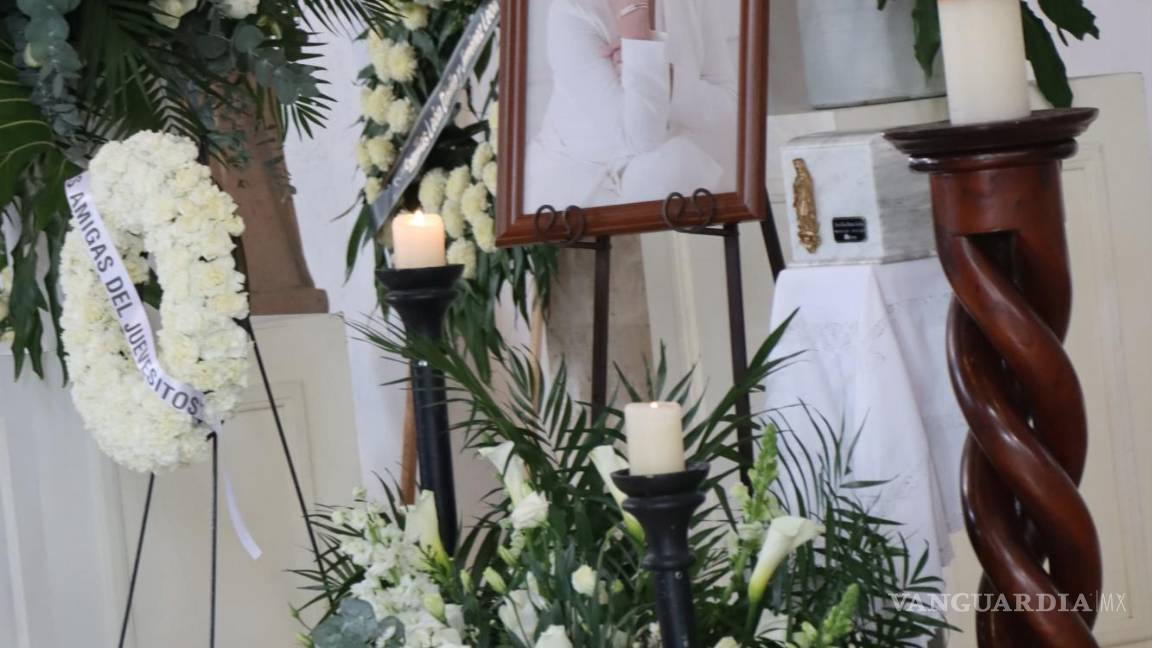 $!La eucaristía fue el momento central para rendir homenaje a la empresaria que dejó una huella profunda en la comunidad saltillense.