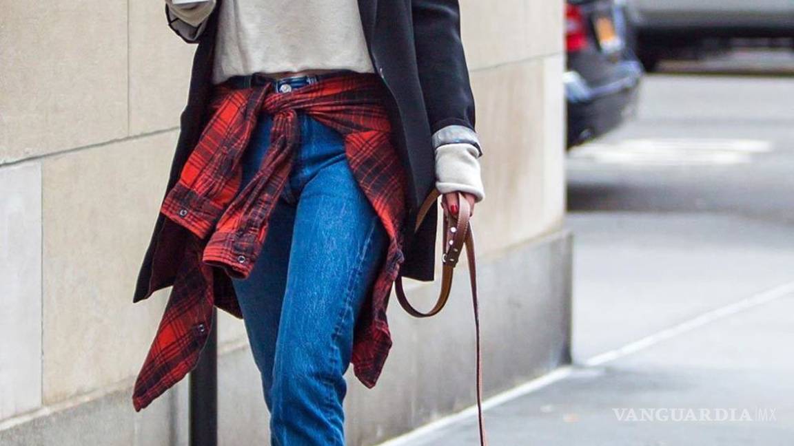 $!Dakota Johnson: Nominada a lo peor del cine, pero calificada con 100 por su ‘street style’