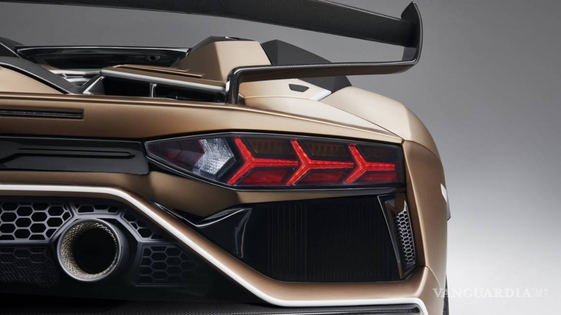 $!Lamborghini Aventador SVJ Roadster, 0 a 100 km/h en 2.9 segundos
