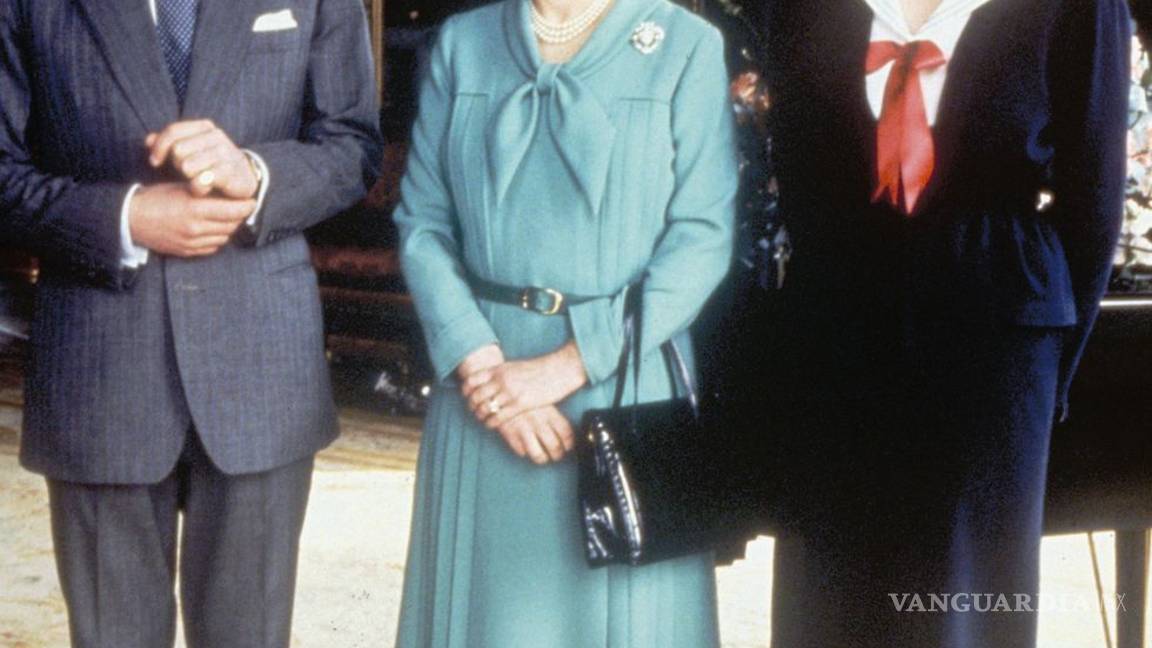 $!La vida de la Reina Isabel II en 20 icónicas fotografías