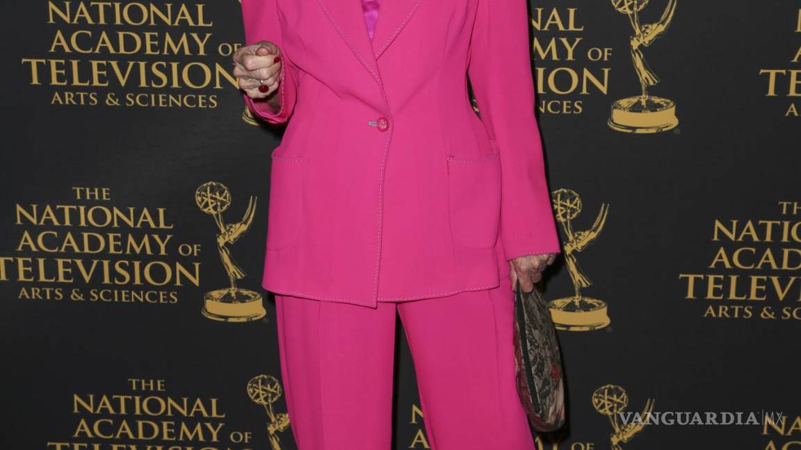 $!Sally Kellerman llega la ceremonia de los Daytime Creative Arts Emmy Awards el 24 de abril de 2015 en Universal City, California. AP/Rich Fury/Invision