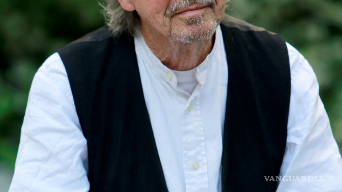 $!Víctimas del genocidio de Srebrenica piden retirar el Nobel a Peter Handke