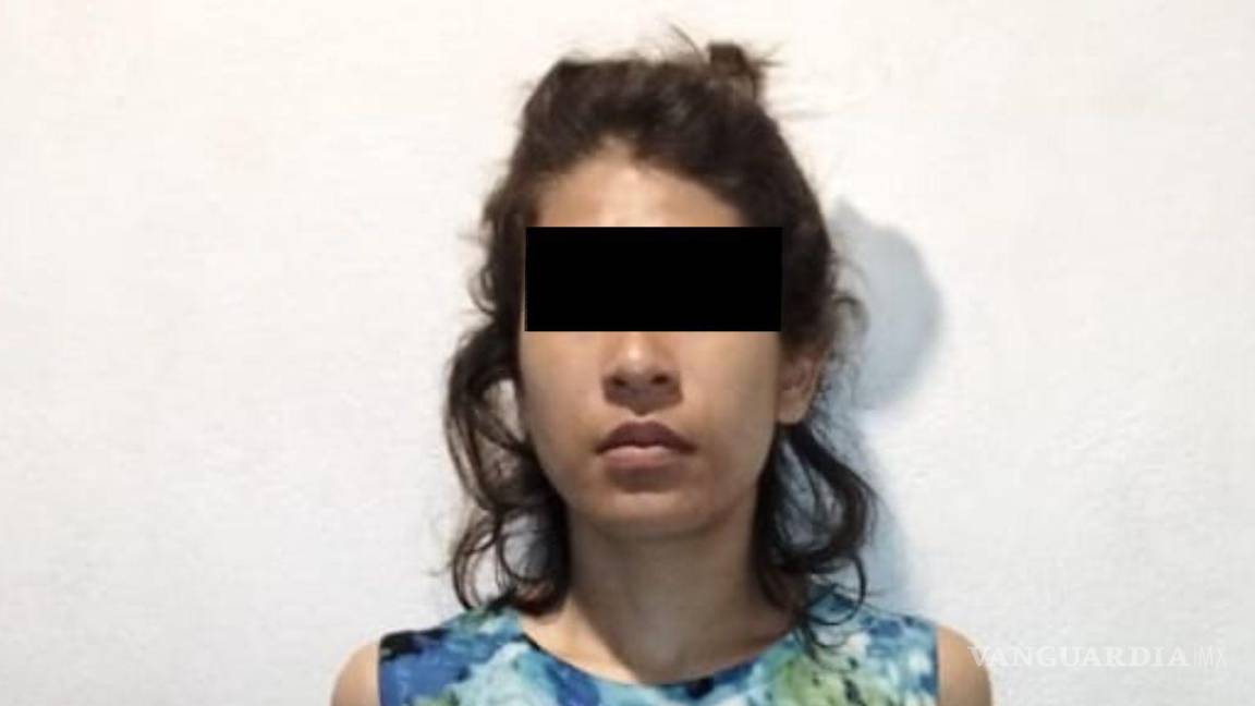 Detienen a mujer por abandonar a su hijo de dos años en la puerta de una casa en Nuevo León