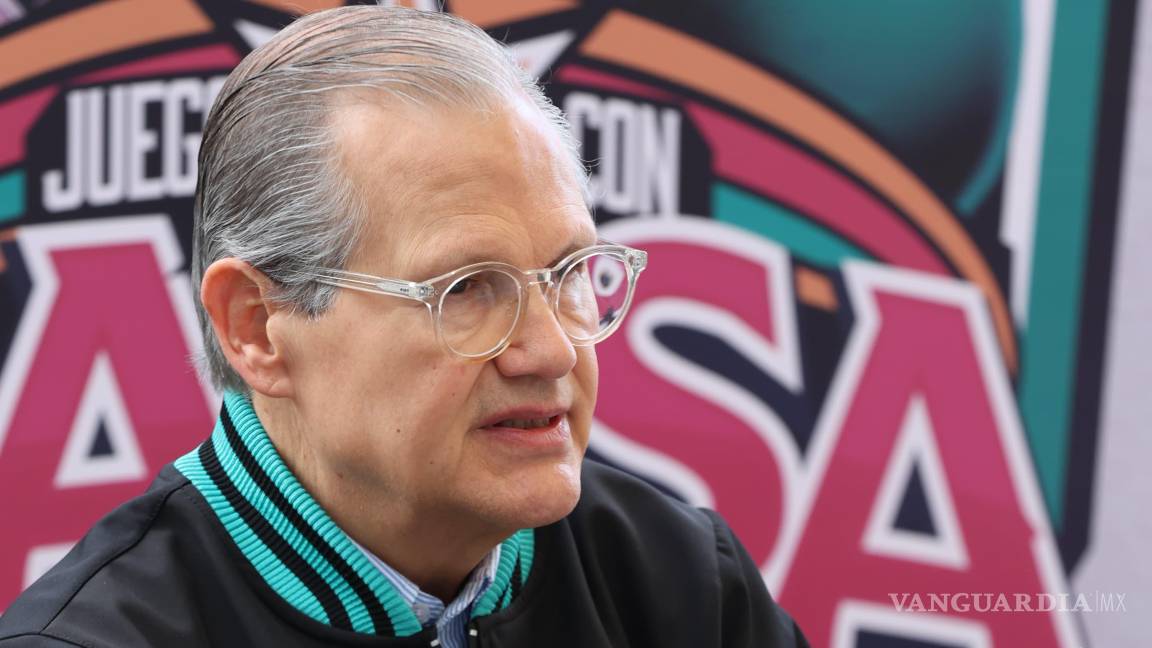 $!Directivos de ambos equipos y autoridades del DIF Coahuila presentaron los detalles del partido benéfico en rueda de prensa.