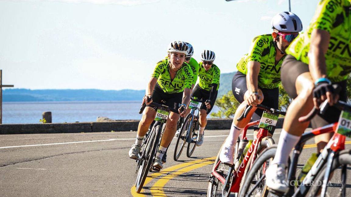 $!La ciclista originaria de Saltillo inició su trayectoria acompañando a una amiga en salidas recreativas.