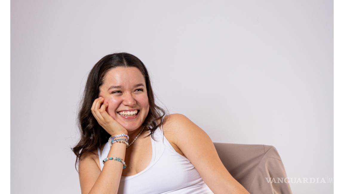 $!Con frases contundentes y humor, Valeria desarma los estigmas de género que pesan sobre el dinero.