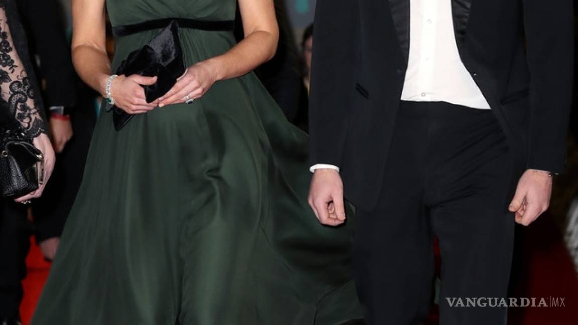 Kate Middleton no lleva negro a los BAFTA y le llueven críticas
