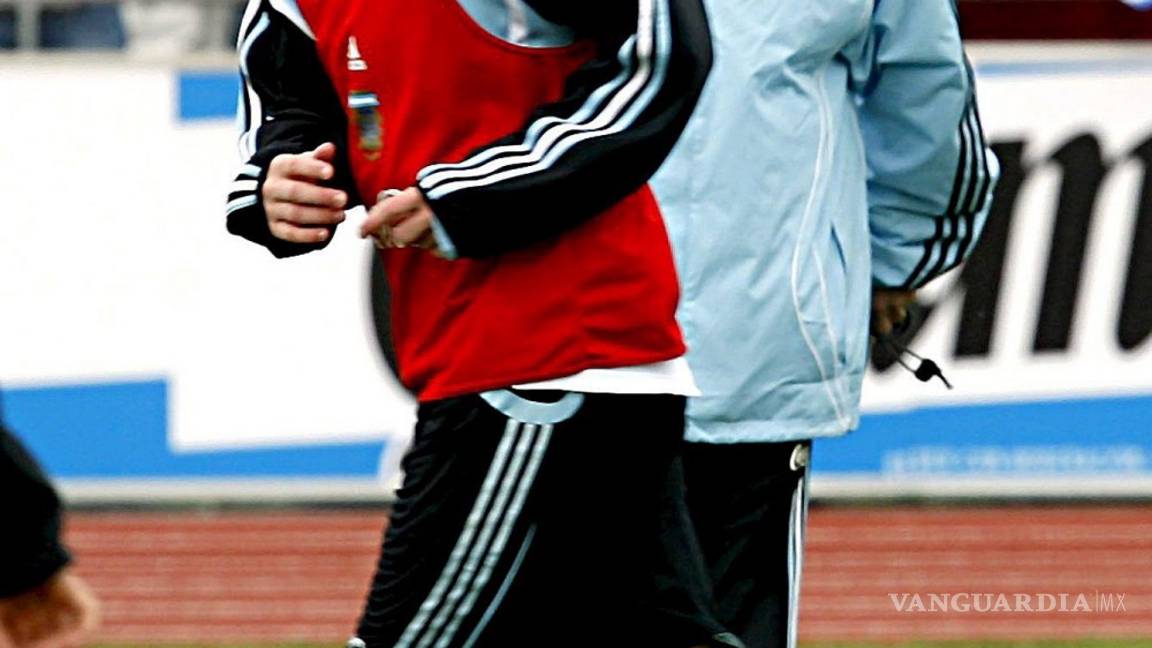 $!Estos son los 8 entrenadores de Lionel Messi en la albiceleste