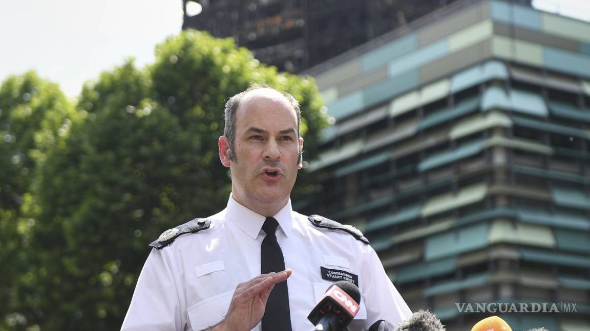 Estiman 79 muertos por incendio en Londres